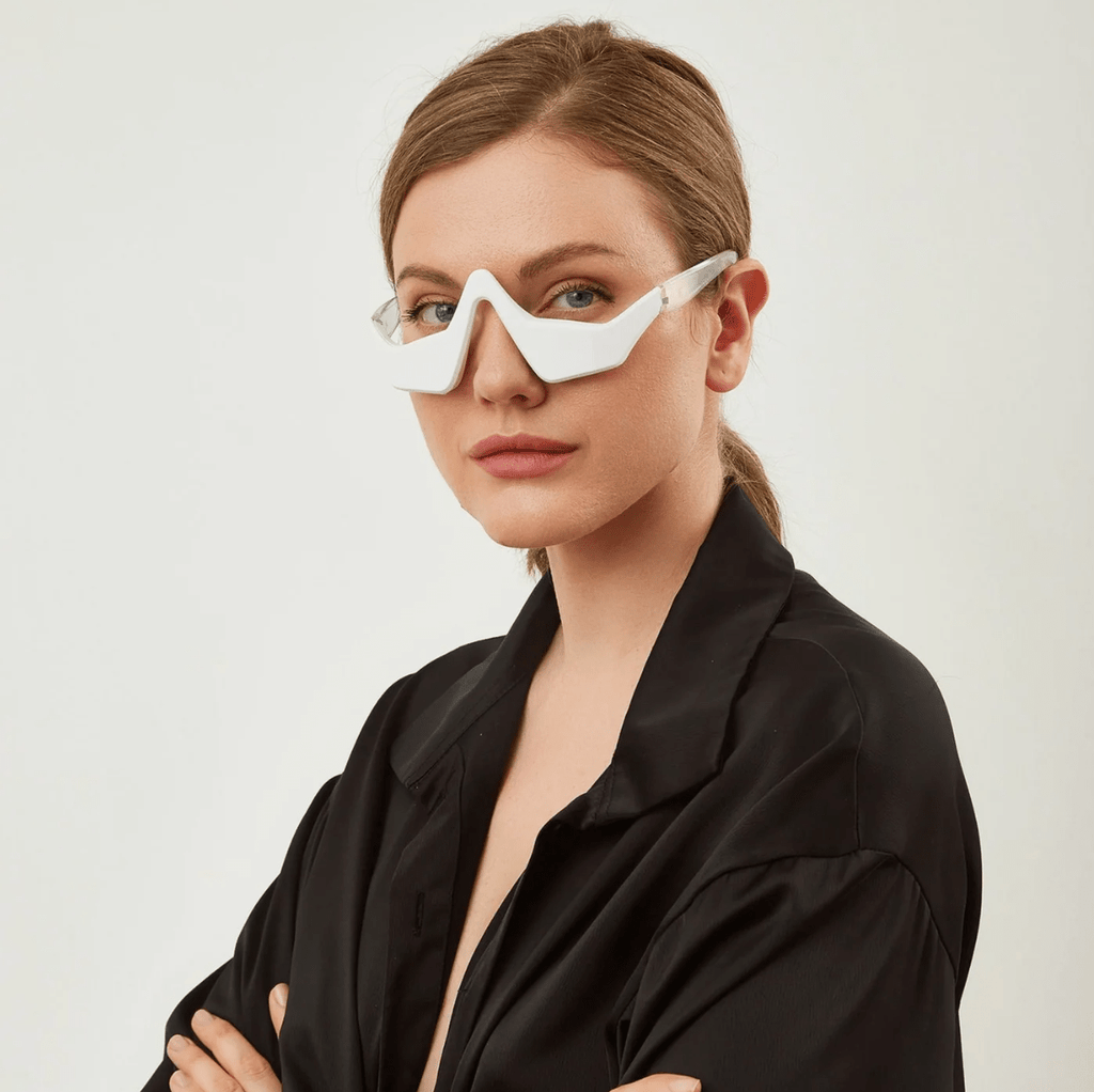 Eye Massager Device for Eye Relaxation & Puffiness Relief - Liwiza8